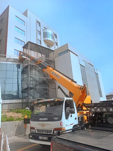 Esenyurt Sepetli Vinç Çalışma 9